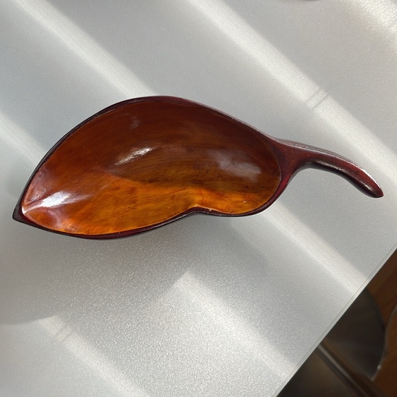 Wood Leaf Bowl Set - Picture 13 of 13